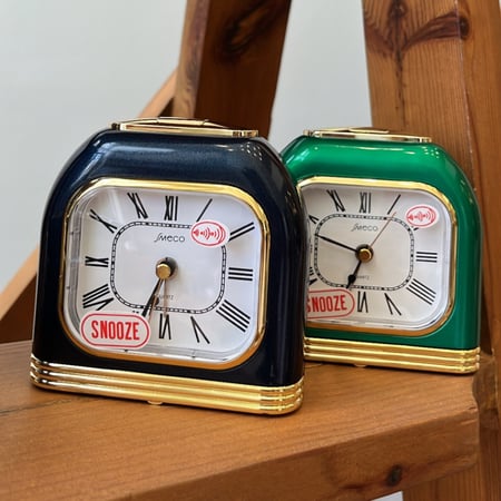 ساعة ومنبّه صناعة تايوانية فنتج