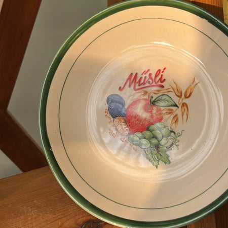 صحن خزف حجري ، اصدار قديم