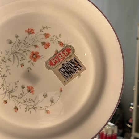 صحن فنتج صناعة انجليزية من PYREX