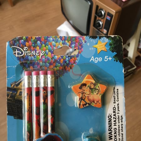 ادوات الكتابة - حكاية لعبة