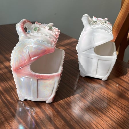 تحفة فنتج صناعة تايوان | شكل صندوق