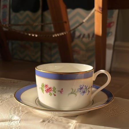 كوب فنتج ‎ ونادر من مجموعة  "Tiffany Floral"  ‎ماركة  Tiffany & Co ~ صنع في اليابان 1998