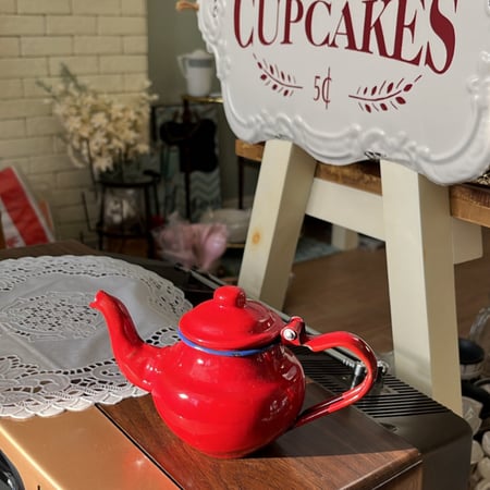 metal teapots ابريق غضار اصدار قديم - حجم صغير