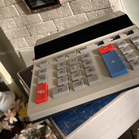 الحاسبة الإلكترونية | اصدار قديم