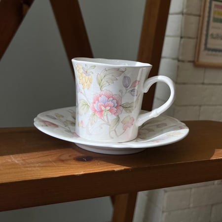 كوب فنتج ياباني من ماركة Nitto - تصميم زهري أنيق إصدار الثمانينات