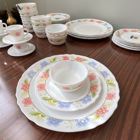 طقم فنتج من هرمونيا - صناعة اسبانية