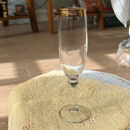 قلاص ايطالي فنتج | بإيطار ذهبي محفور