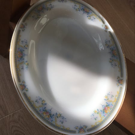 صحن بيضاوي - صناعة تايلاند ، فنتج