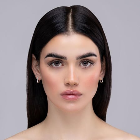 عدسات زينة ملونة هازي موديل 6688 للمظهر اليومي