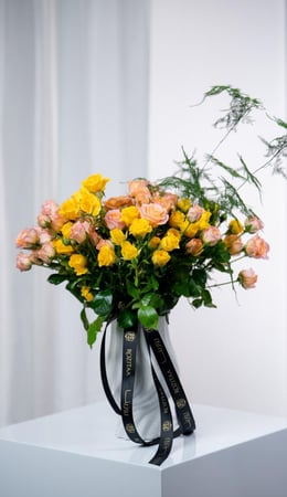 فازة حجر مزهر