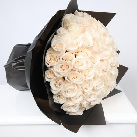 بوكيه ورد جوري ابيض