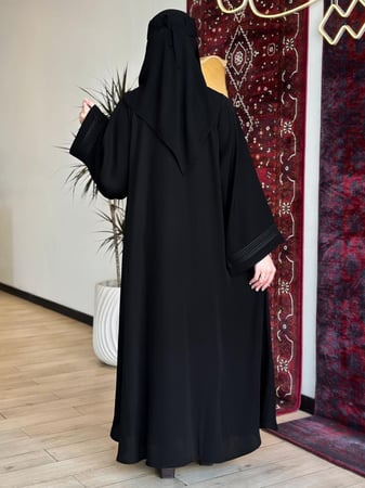 عبايه 111 +طرحه ونقاب مجانا