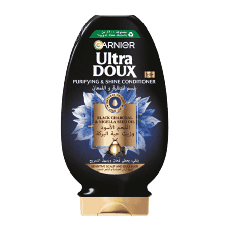 بلسم غارنييه بالفحم وزيت حبة البركة لتنقية الشعر ومنحه لمعانا صحيا