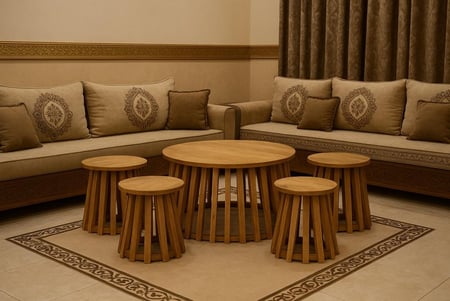 طقم طاولات قهوة لو بيج خشب طبيعي بتصميم عصري فاخر للمساحات الحديثة من كاما