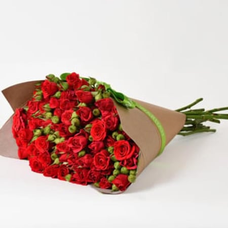 بوكيه ورد طبيعي احمر RC024