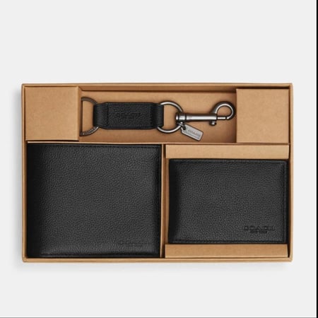 محفظة كوتش مع تنسيق