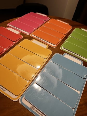 استراتيجية بطارية الشحن بقاعدة بيضاء