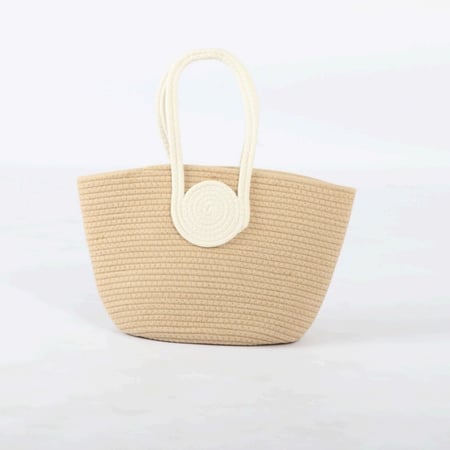 سلة ترامس بعدة الوان