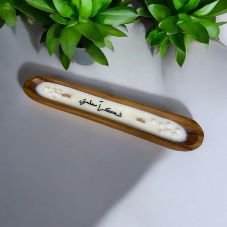 هديه شمعه معطره بقالب خشبي وعباره