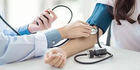 كف جهاز الضغط الزئبقي مقاس كبير جدا جدا