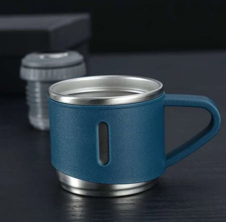 حافظة مشروبات مع اكواب اضافية 500 مل