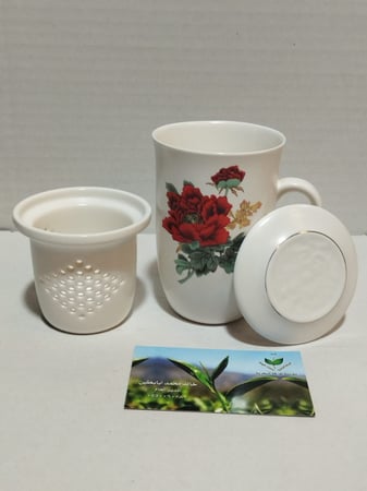 كوب شاي برسلان (200مل)غطا ومصفاة 2 | 2 Porcelain mug L&F (200ml)
