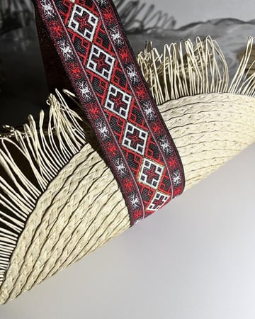 سله خوص فارغه