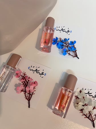 توزيعات مورد شفايف مع ثيم العيد