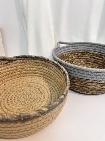 سله خوص فارغة