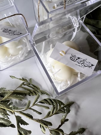 شمع ببلز مع عبارة العيد