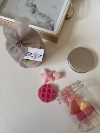 توزيعات شمع  فواحة ثيم العيد