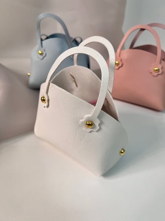 توزيعات شنطه