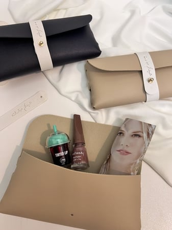 توزيعات محفظه جلد