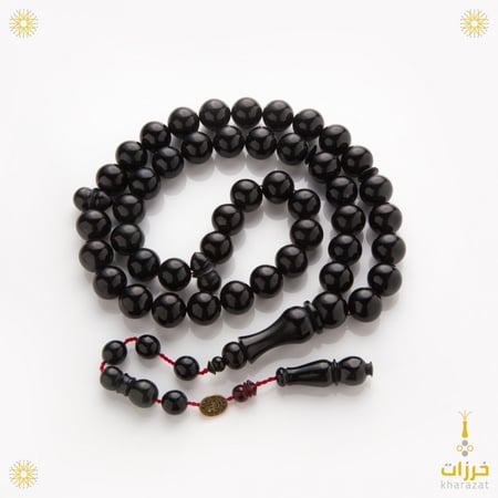فاتوران أسود