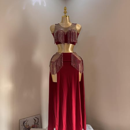 بدلة رقص شرقي لامعة وانيقة متعددة الالوان