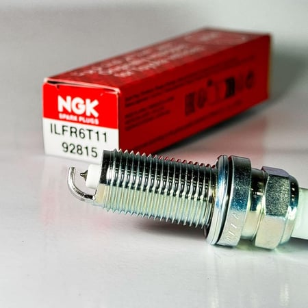 بواجي NGK ليزر ايريديوم الأصلية للتايوتا كامري 2012-2017 LASER IRIDIUM