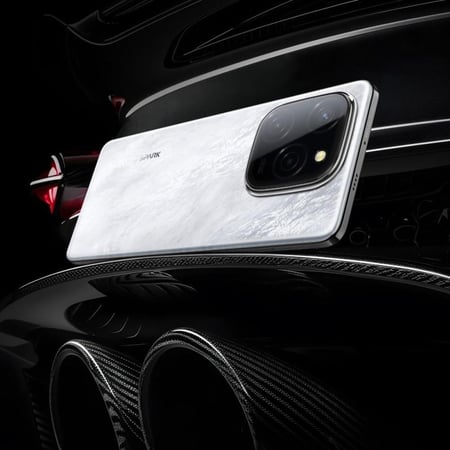 تكنو سبارك 20 برو ذاكرة  256 جيجا رام 16 5G  (ضمان الوكيل )