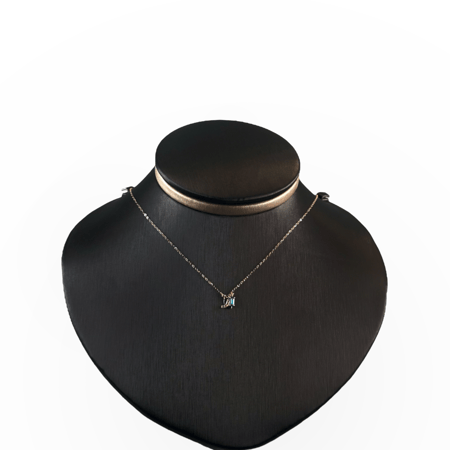 عقد ذهب بتصميم ناعم مع كرستال ازرق عيار 18