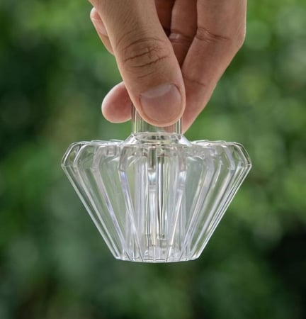 مثبت فلتر اكليريك شفاف