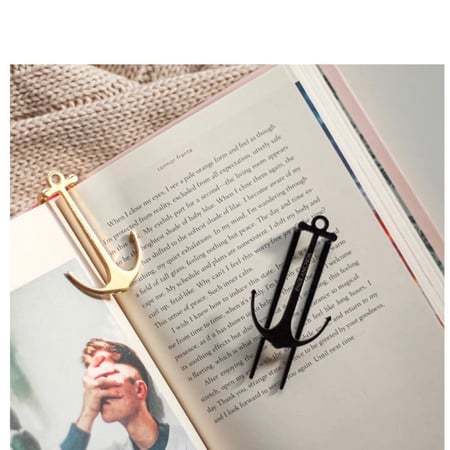 فاصل كتاب على شكل مرساة- أسود