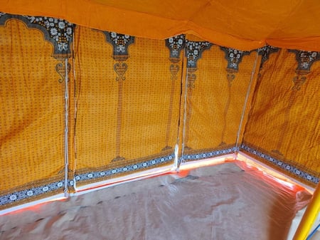 خيمة 3 طبقات, مقاس 5×8×2 ياردة, أبيض مخطط أسود, موديل رقم PK73025515