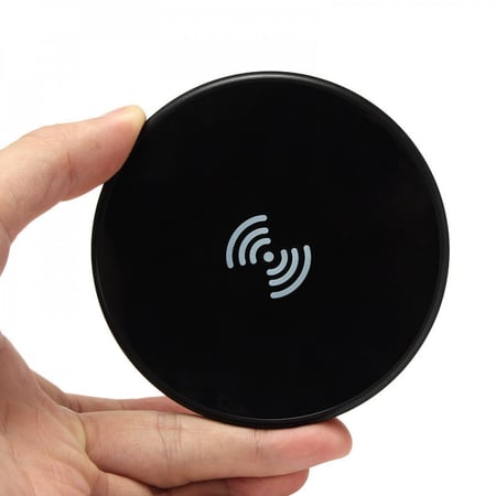 شاحن وايرلس للجوال لون اسود