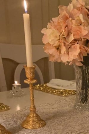 شمعدان بشمعه واحده الحجم الطويل