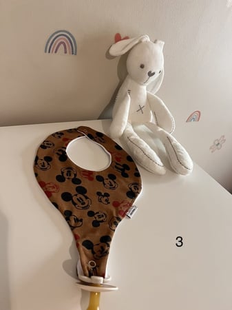 مريلة رضع بحامل لهايه او عضاضه قطن 100%