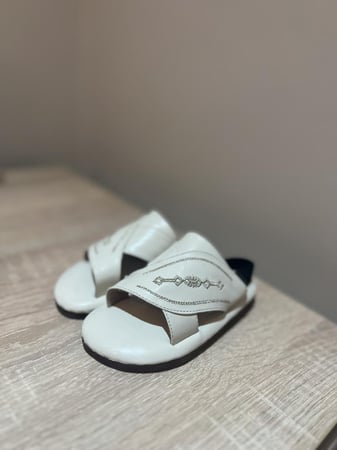 حذاء اطفال شرقي