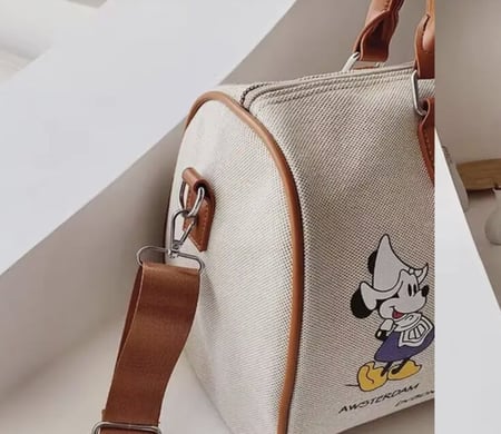 شنطة ديزني متوسطة الحجم