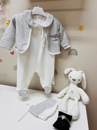 طقم ولادي انيق 3 قطع