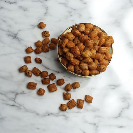 مكسرات تايلندي حارة