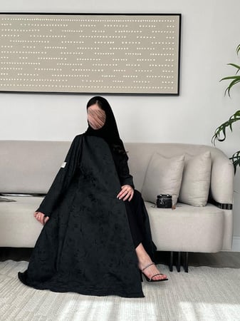 عباية تفته بورود - اسود