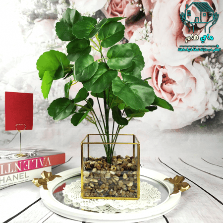 شجر صناعي بحوض زجاج مذهب كبير، عصري و أنيق، بارتفاع 41 سم والحوض 12*12 سم